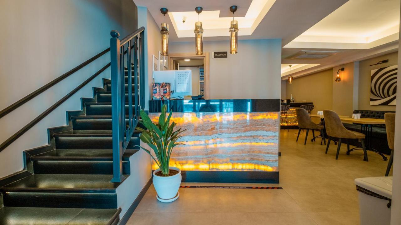 Alesta Midtown Aparthotel Fethiye Exterior photo