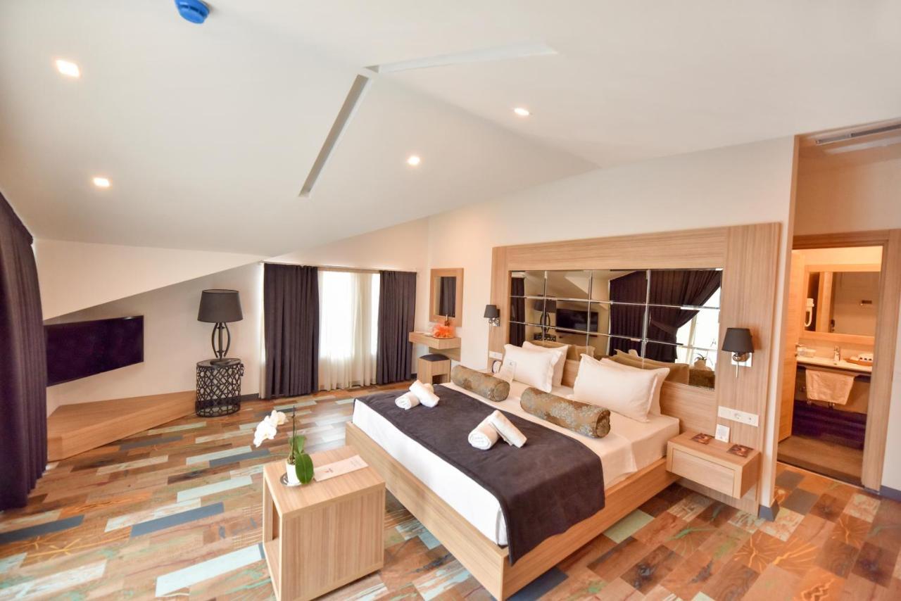 Alesta Midtown Aparthotel Fethiye Exterior photo