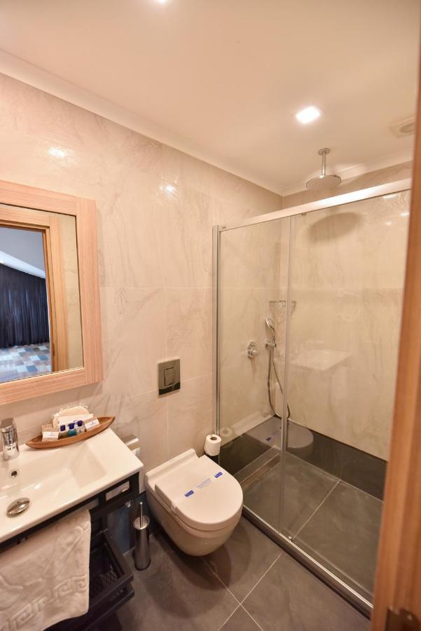 Alesta Midtown Aparthotel Fethiye Exterior photo