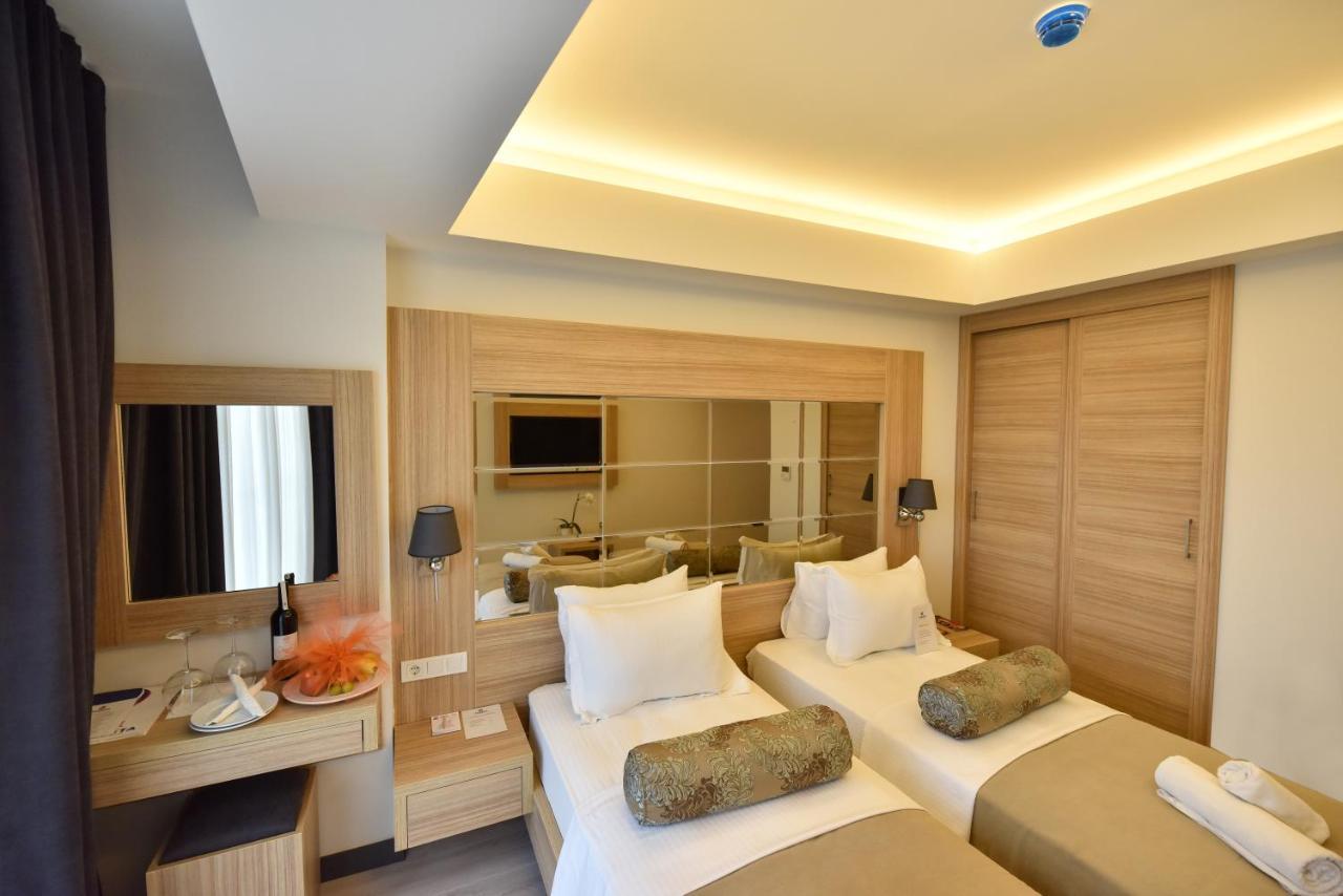 Alesta Midtown Aparthotel Fethiye Exterior photo